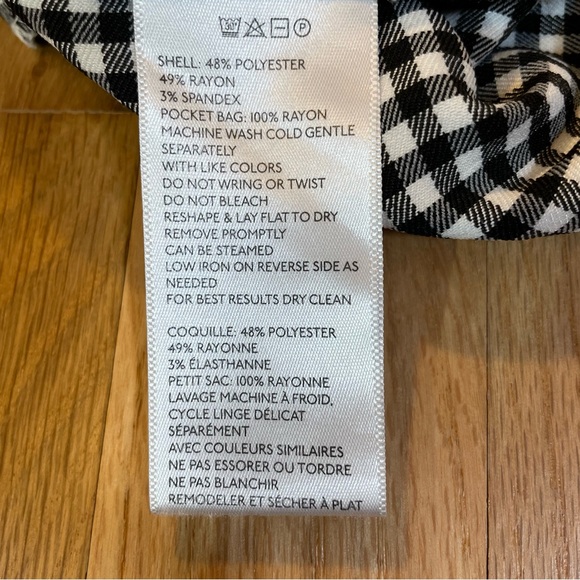 Urban Outfitters Black and White Gingham Mini Skirt with Side Pockets Size Small - Picture 6 of 9